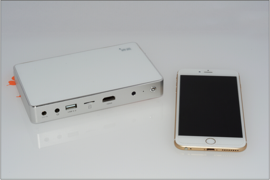 PIQS Z1 ͶӰC(j)